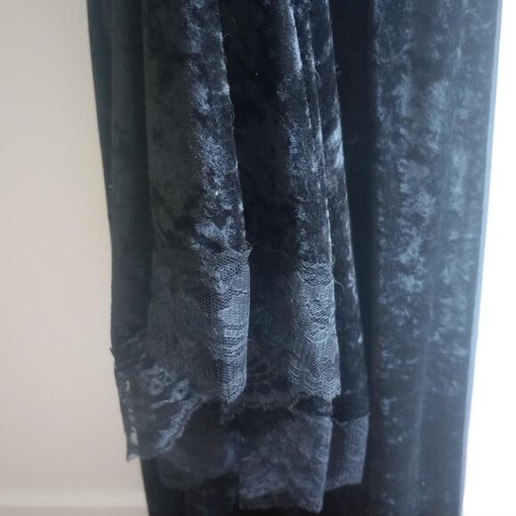 Vintage 90s Black Velvet Flared Goth Prom Dress - Picture 5 of 6